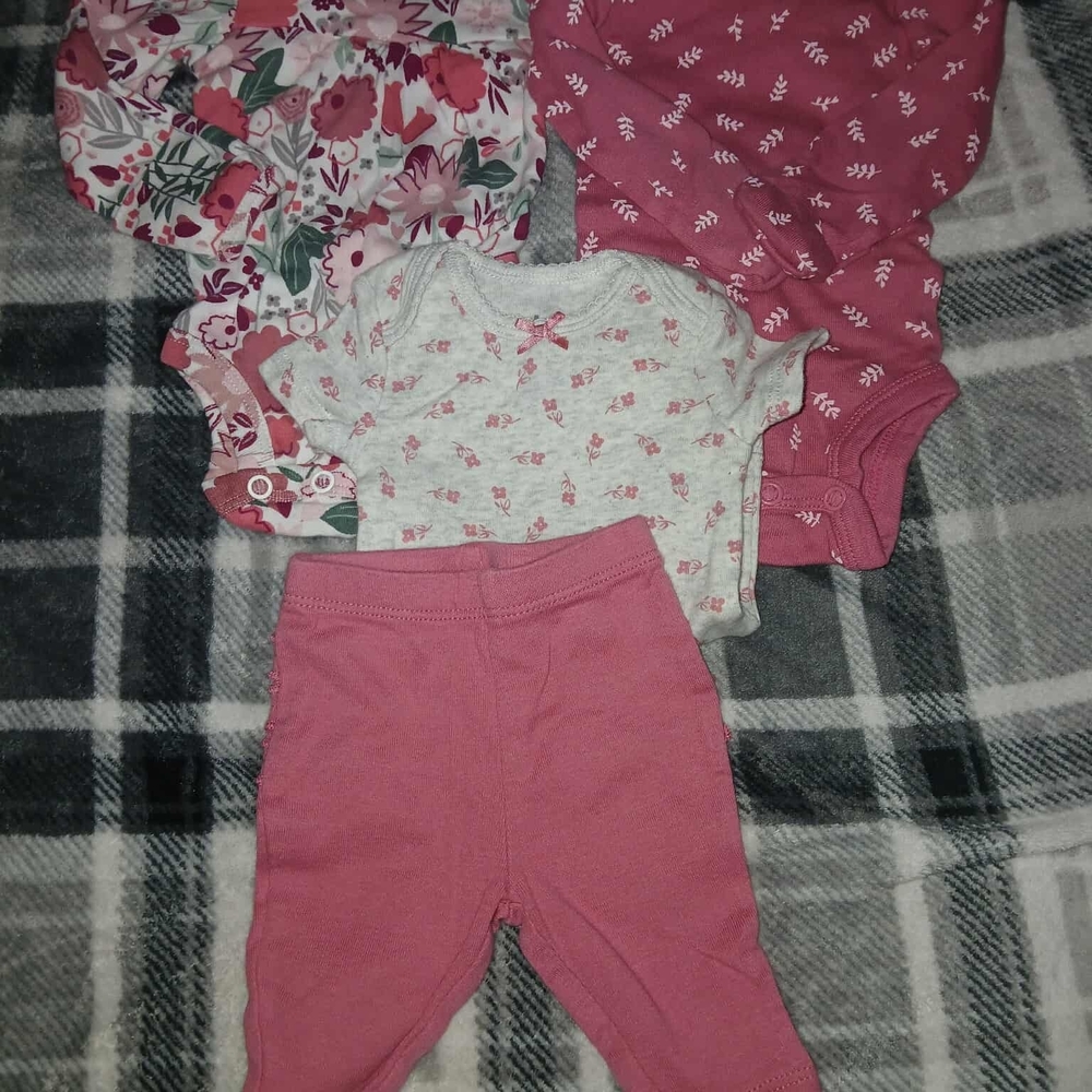 Caeters Outfit Set Size NEWBORN